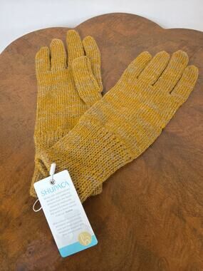 NWT Shupaca Alpaca Gloves / Handwarmers Handmade in Ecuador MUSTARD